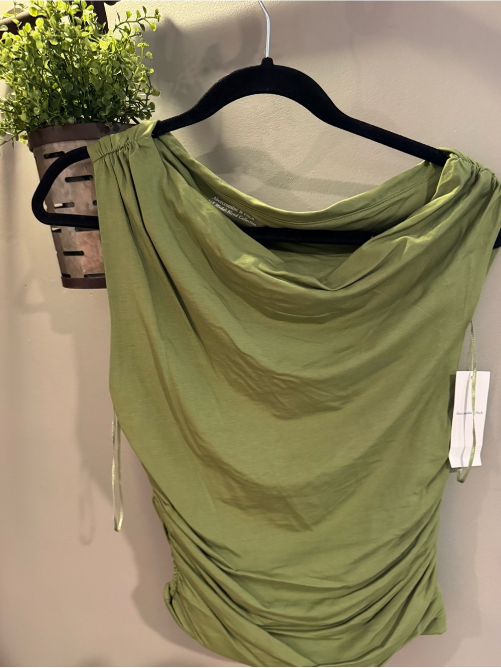 Abercrombie top